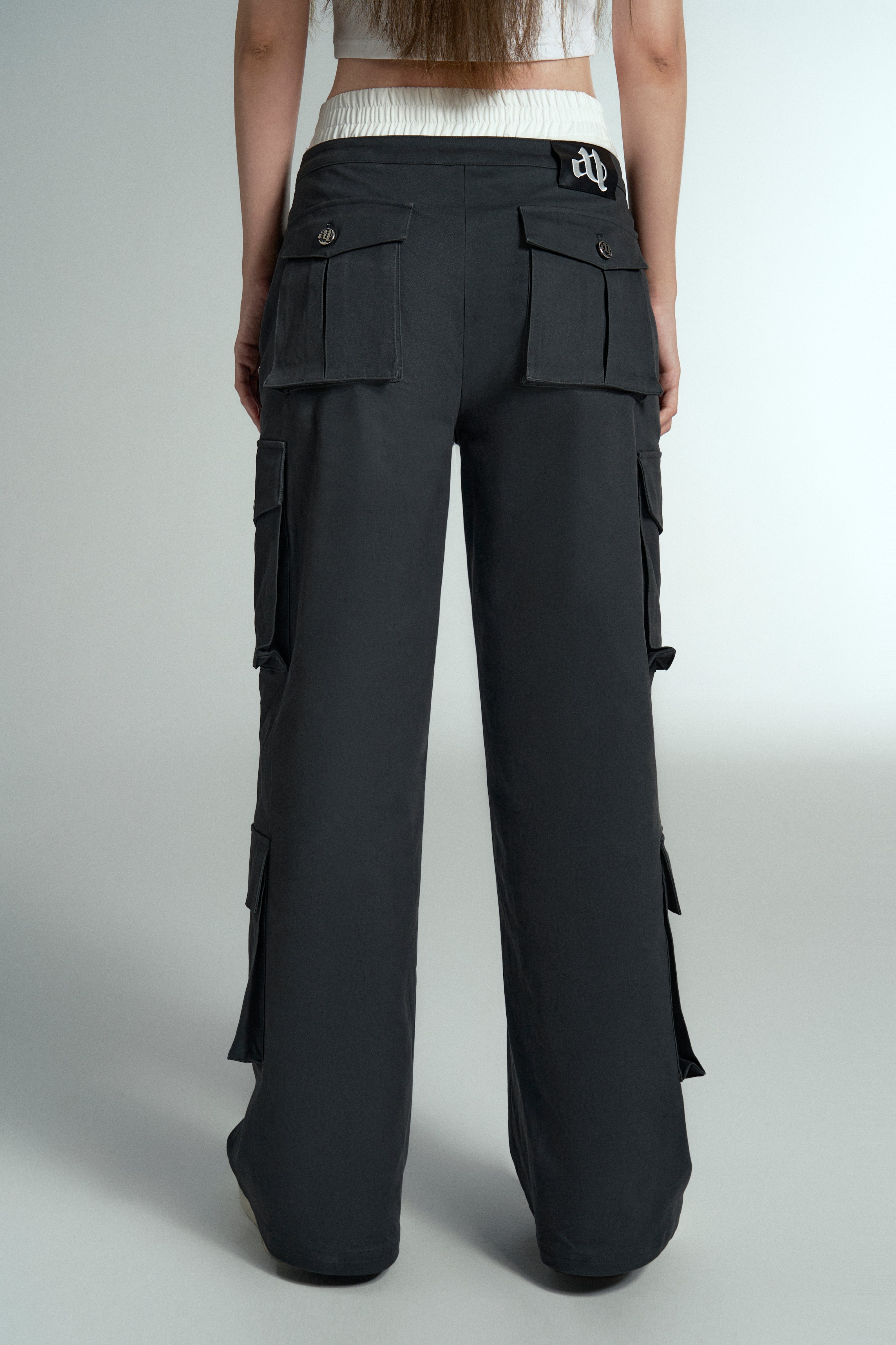 inner set cargo pants 