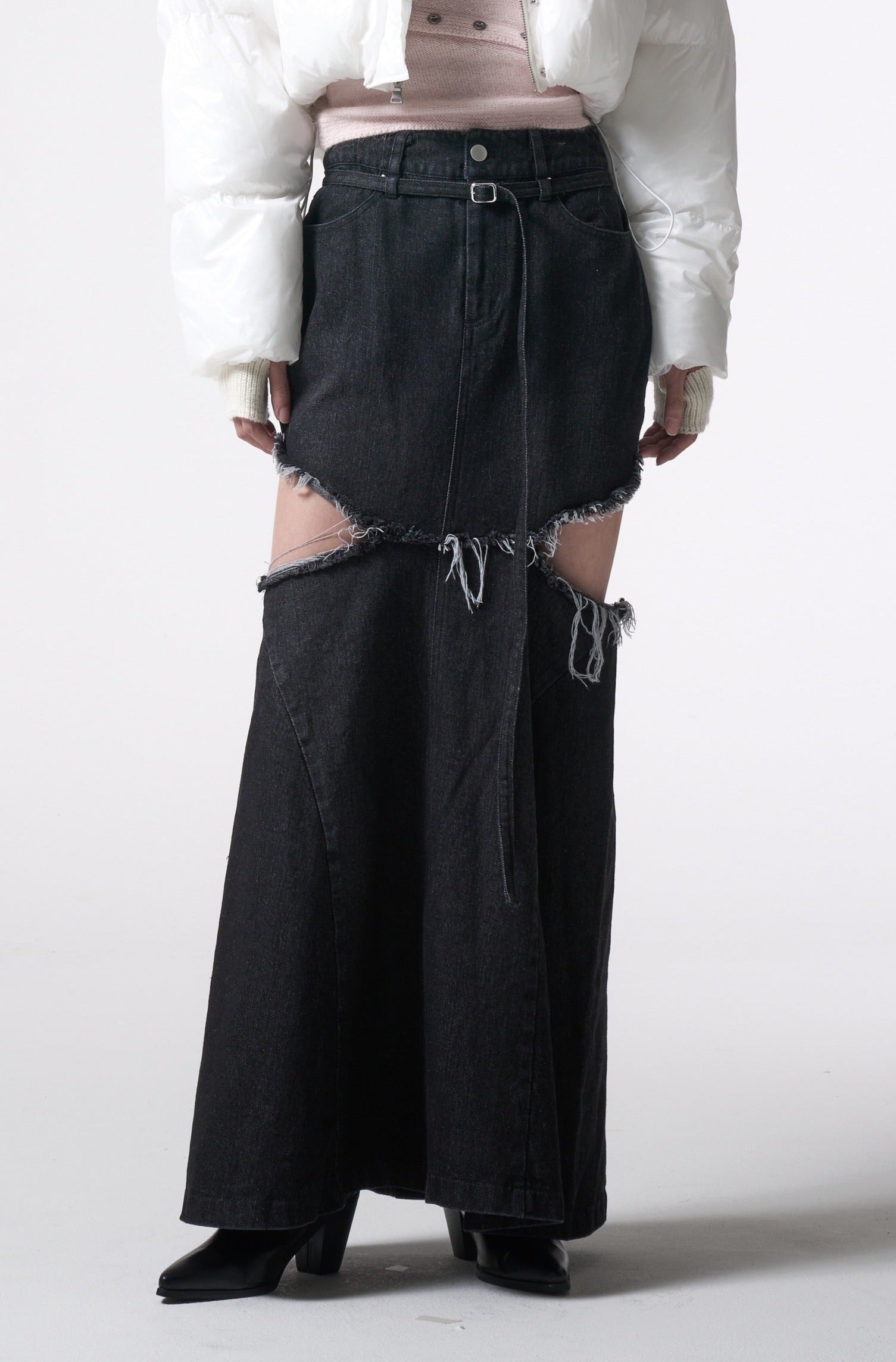 side cutting denim long skirt