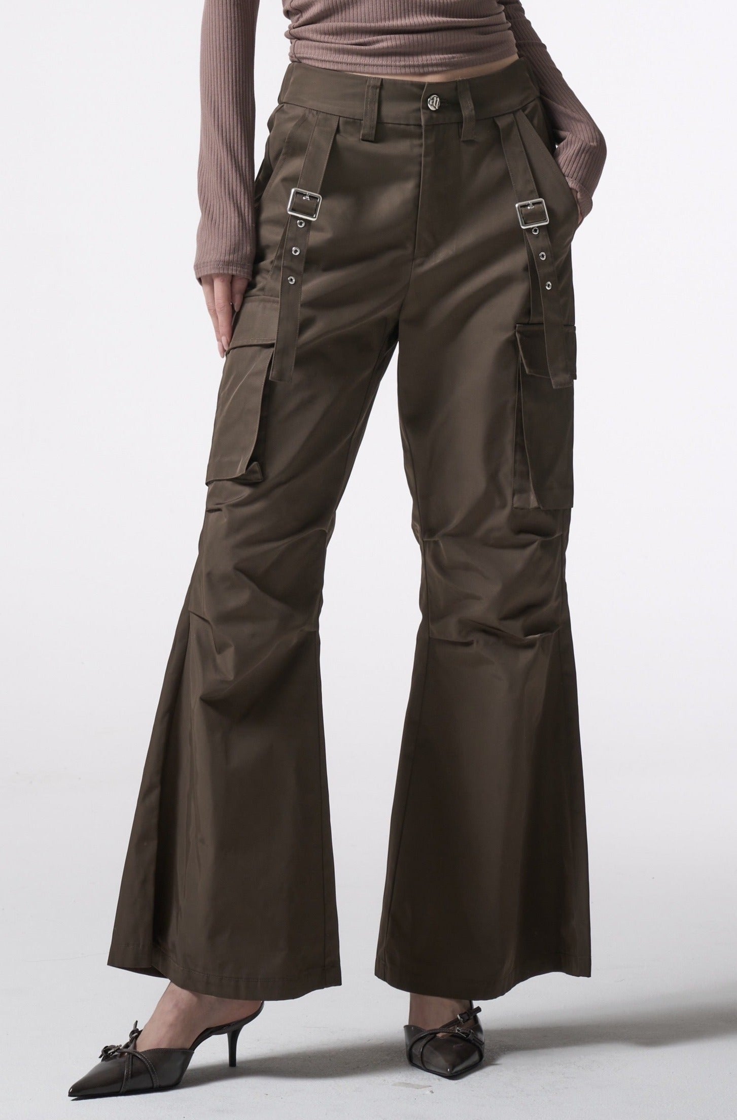 belt design cargo pants 