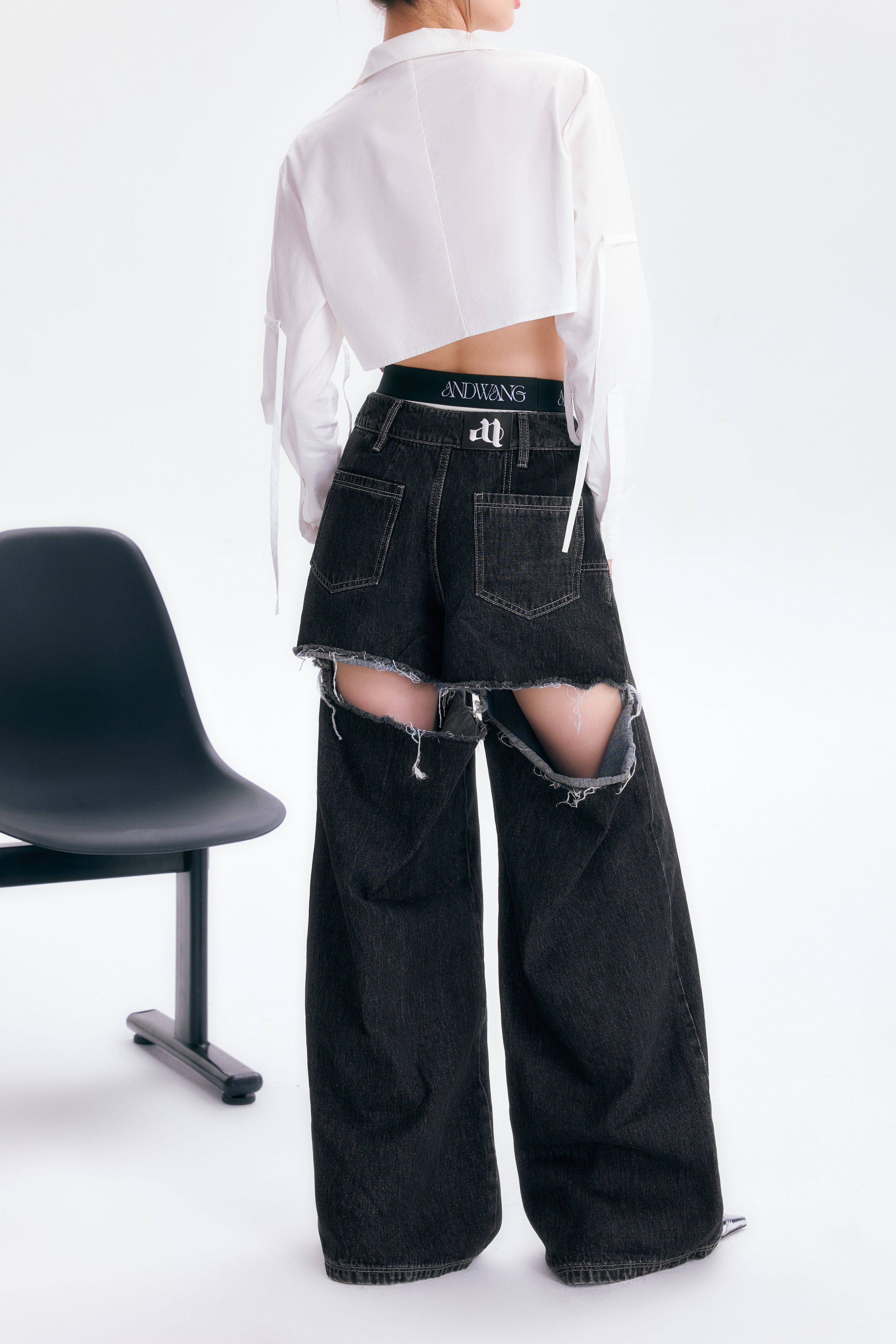 andwang back cut out denim pants-